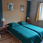Les Brimbelles Апартаменты *