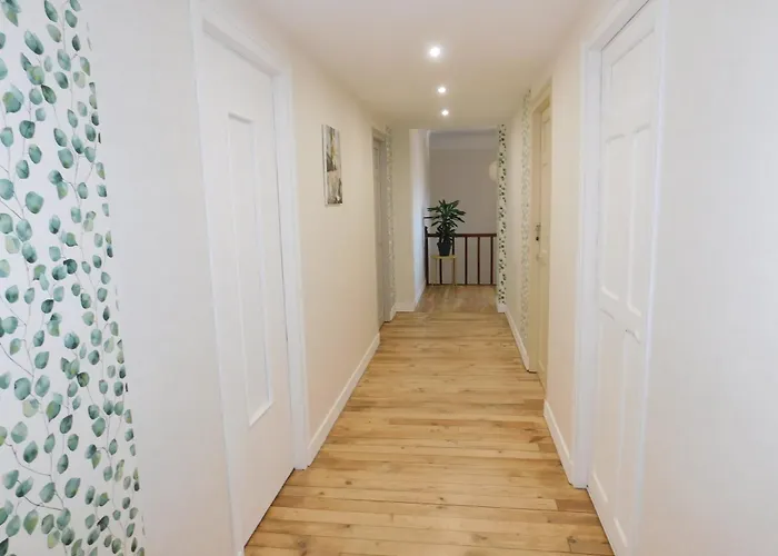 Les Brimbelles Апартаменты *